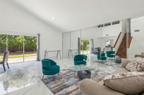 Spacious 3BR Villa in Miami with Fenced Backyard